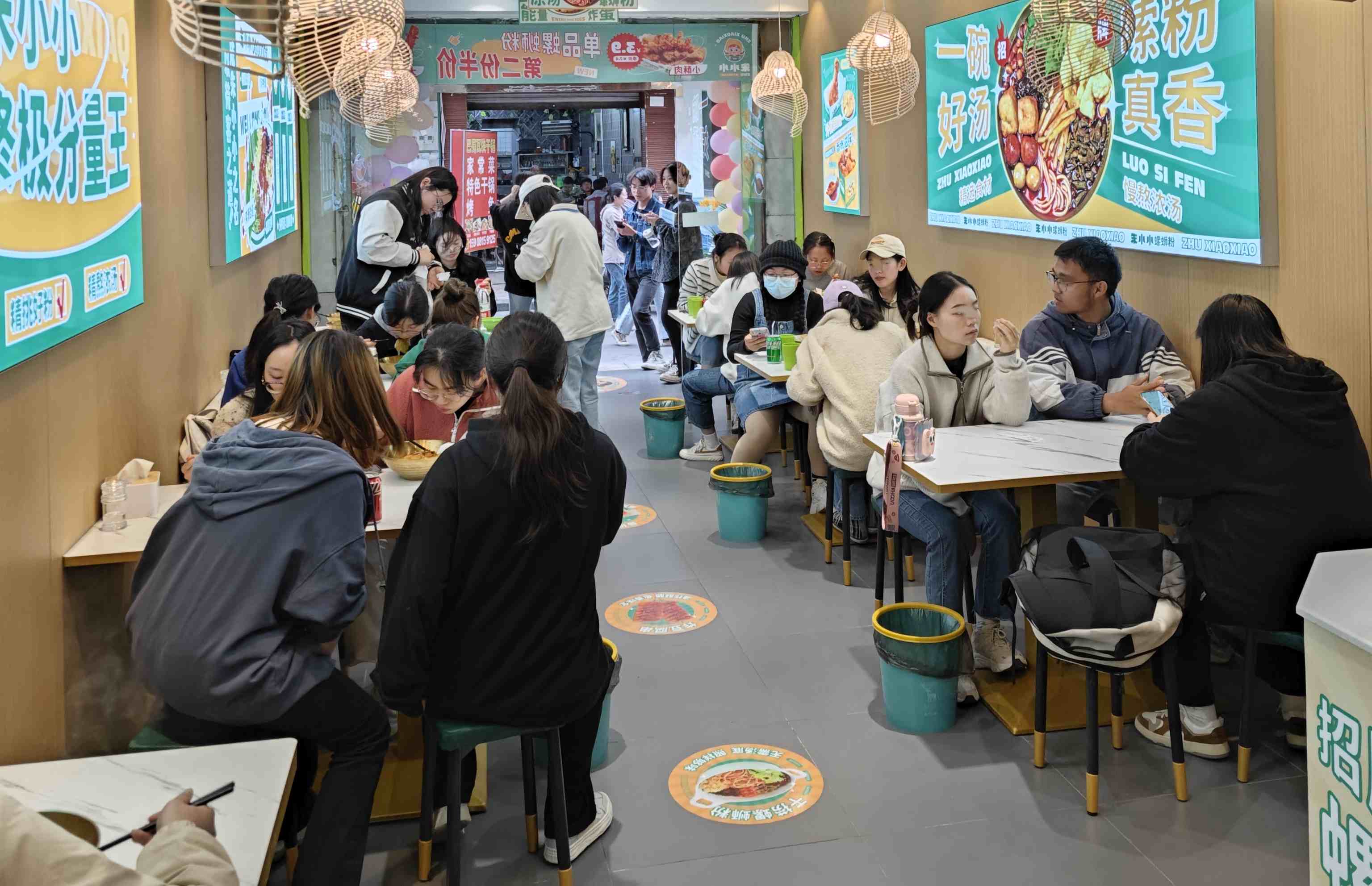 柳州螺螄粉?加盟發展潛力巨大，選擇螺螄粉加盟品牌需要注意什么？